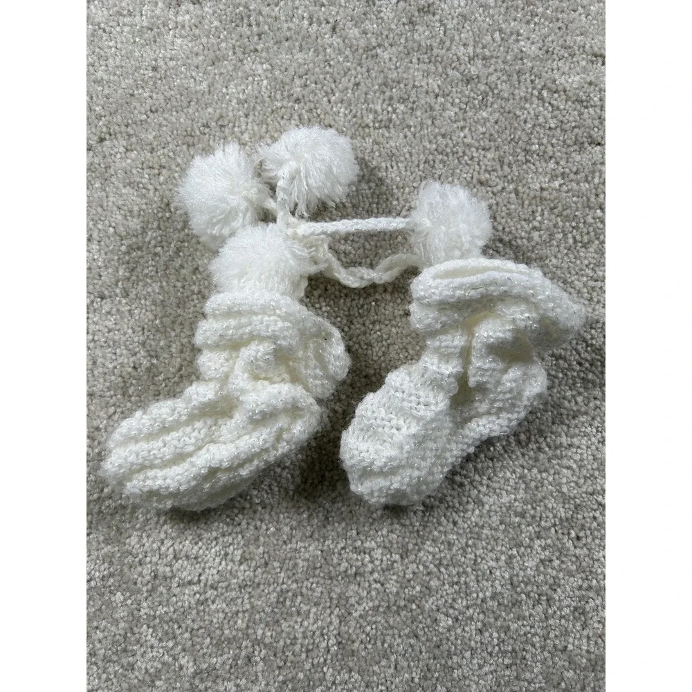 Vintage Hand Knit Baby Booties White Pom Pom Soft Acrylic Infant Shoes Gift